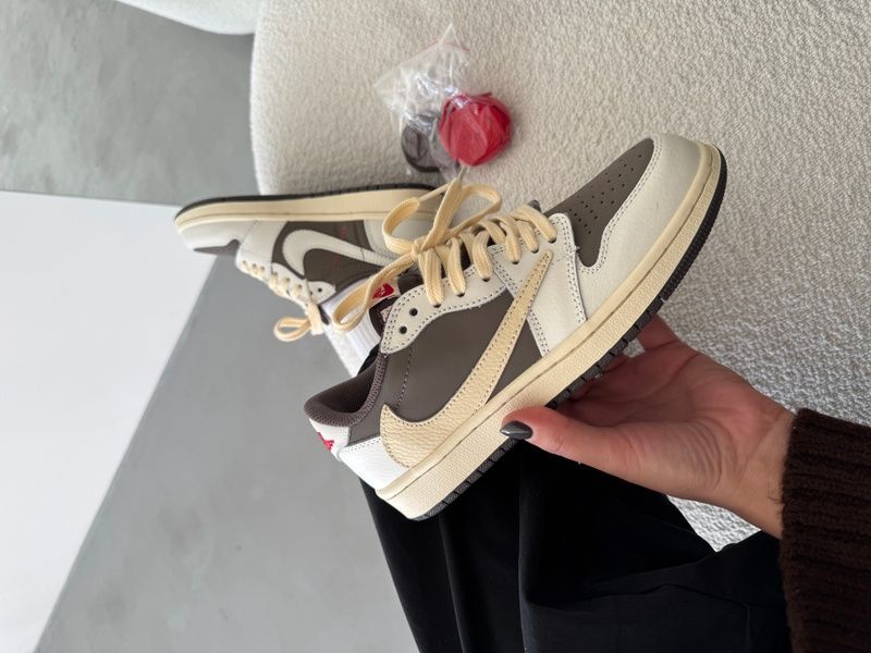 Nike Air Jordan 1 Low x Travis Scott Beige/Gray nik-0518-924032 фото