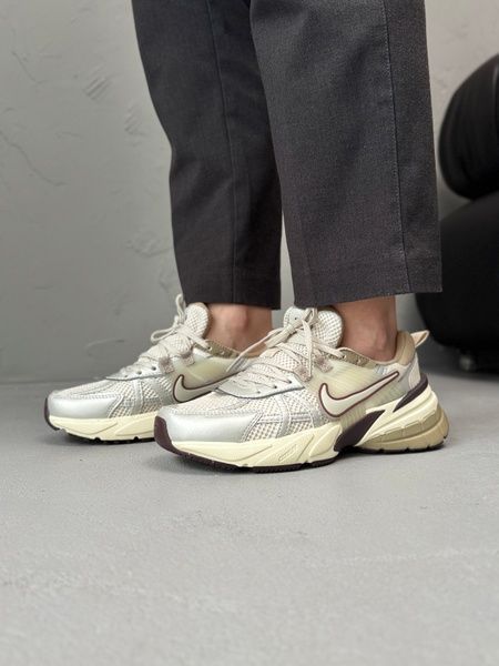 Nike V2K Runtekk Light Brown nik-0582-1024564 фото