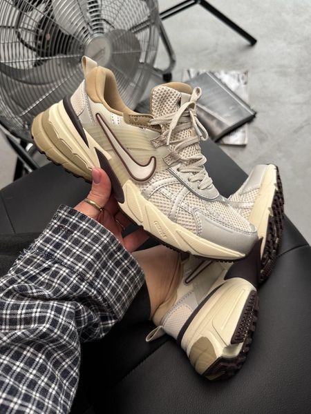 Nike V2K Runtekk Light Brown nik-0582-1024564 фото
