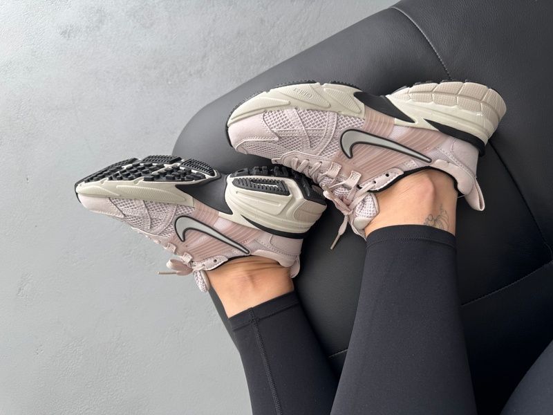 Nike V2K Runtekk Light Pink nik-0675-1265281 фото