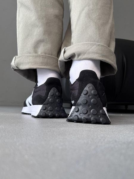 New Balance 327 Black/White nbl-0037-157949 фото