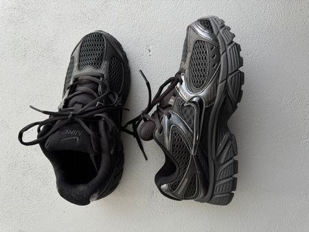 Nike V5 RNR Triple Black nik-0658-1229536 фото