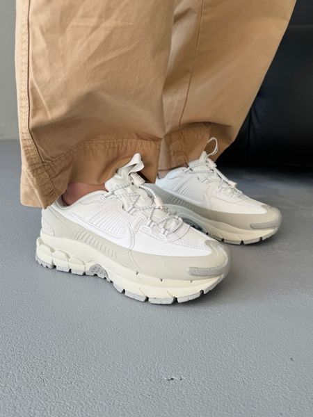Nike Zoom Vomero Roam White/Beige nik-0618-1070825 фото