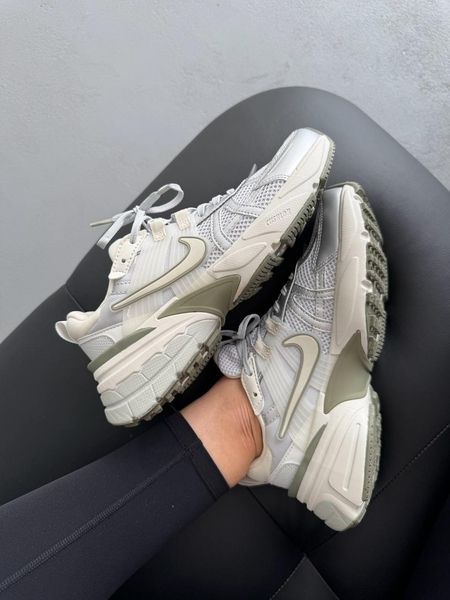 Nike V2K Runtekk Silver/Olive/White nik-0672-1263484 фото