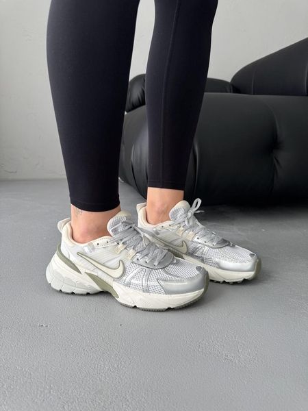 Nike V2K Runtekk Silver/Olive/White nik-0672-1263484 фото