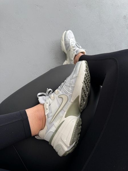 Nike V2K Runtekk Silver/Olive/White nik-0672-1263484 фото
